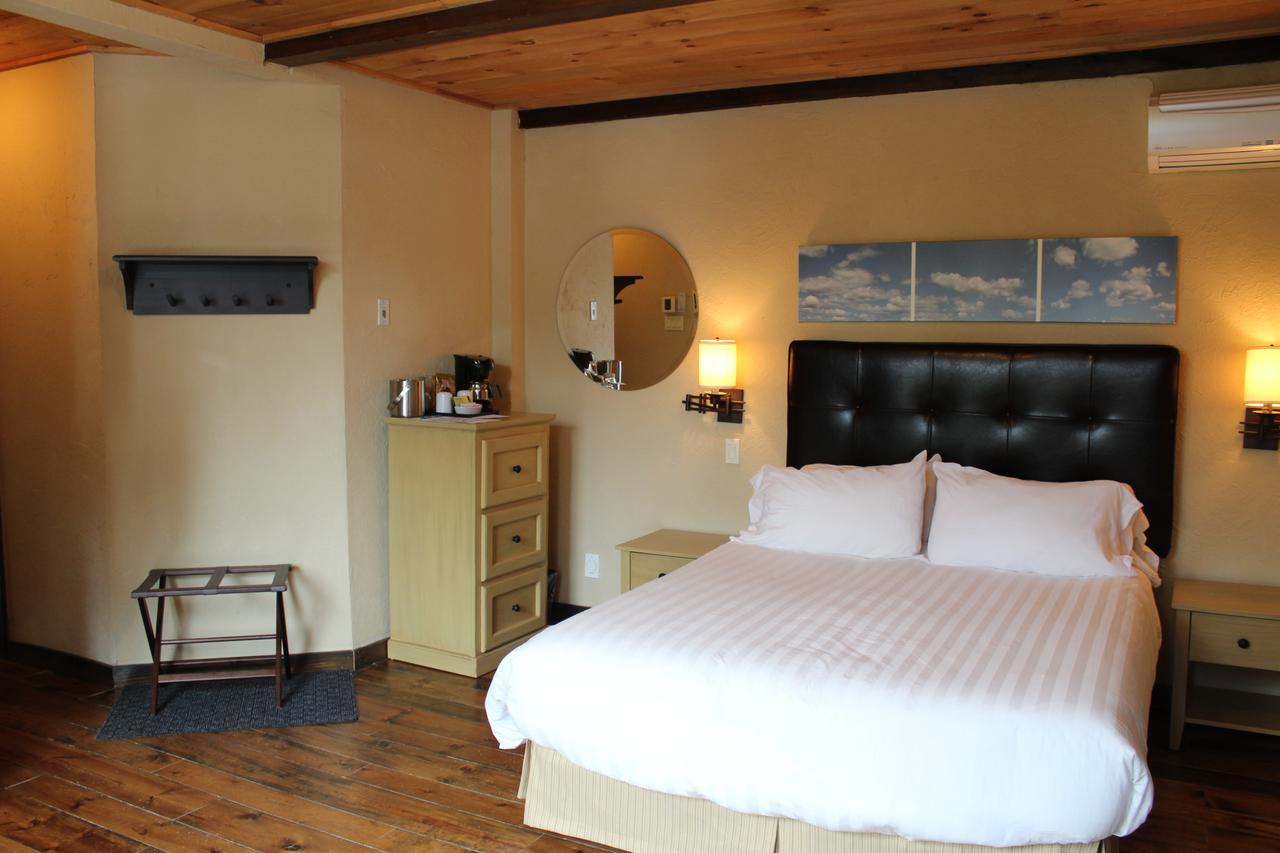 Les Condos Du Lac Taureau- Rooms&Condos Saint-Michel Extérieur photo