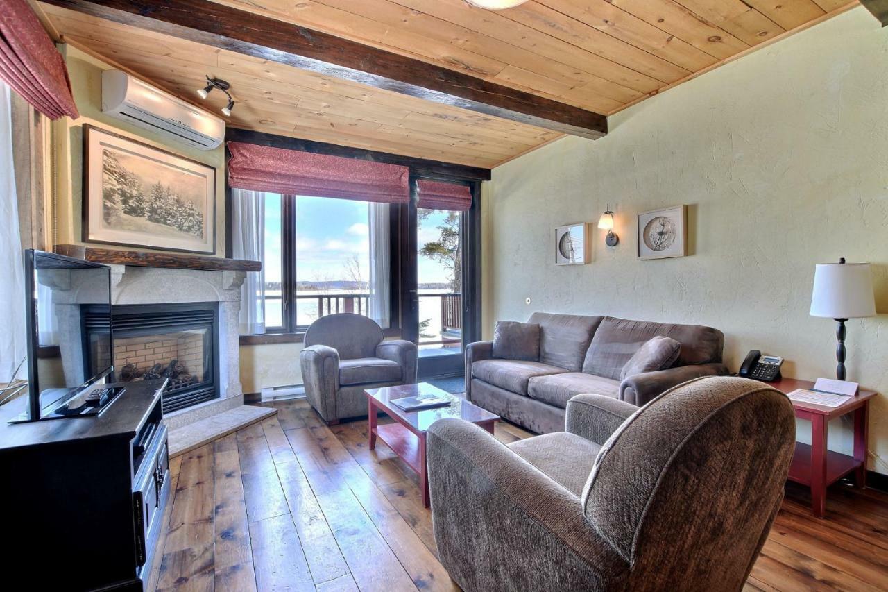 Les Condos Du Lac Taureau- Rooms&Condos Saint-Michel Extérieur photo